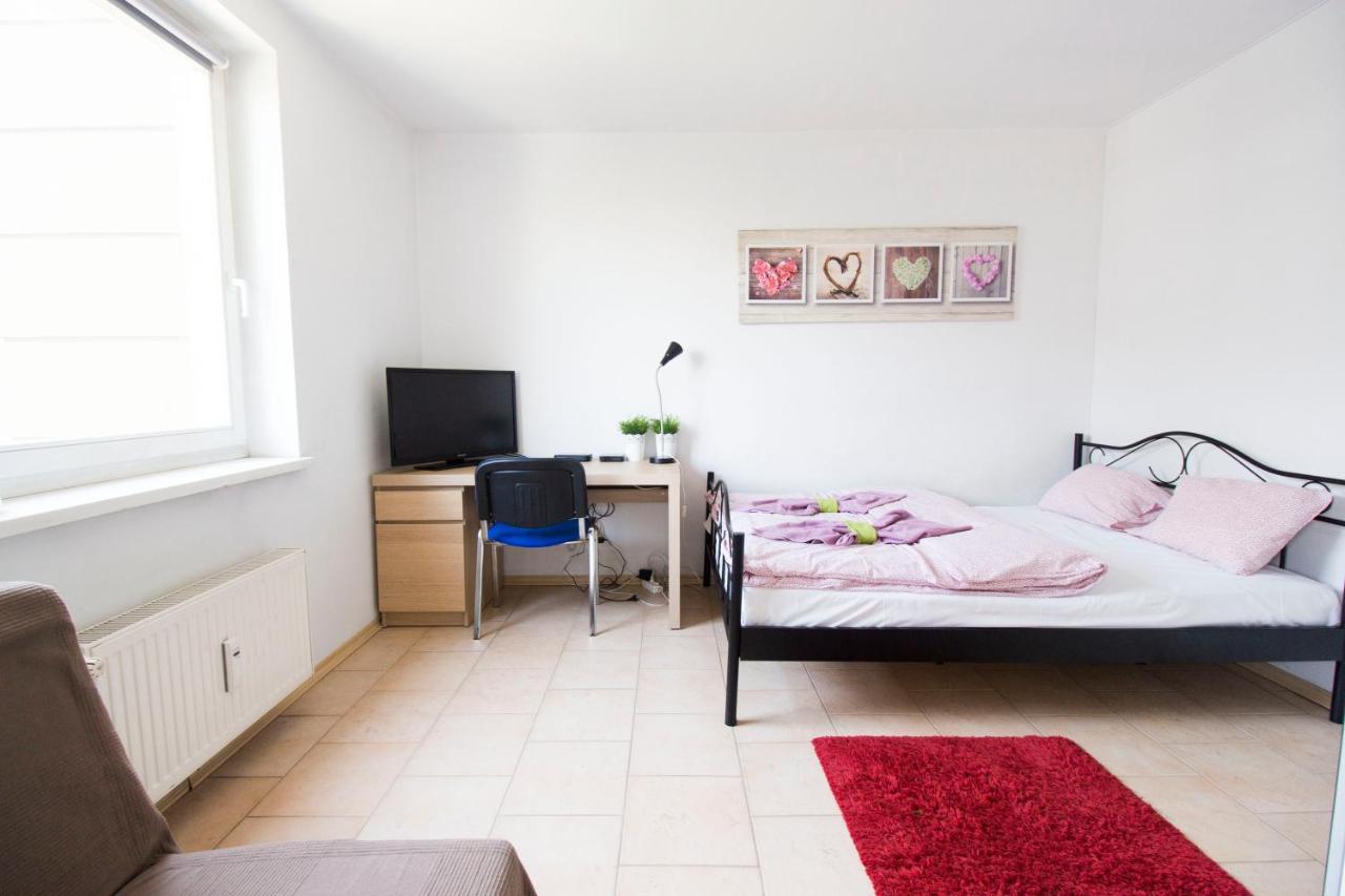 Happy Apartments - Economy Breslavia Esterno foto