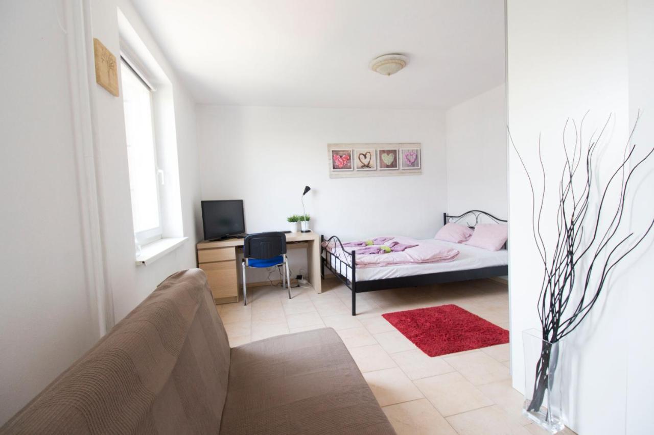Happy Apartments - Economy Breslavia Esterno foto